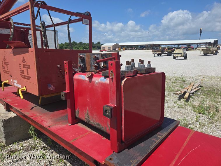 image for item EN3898 Terex-RO TC2863 crane truck bed