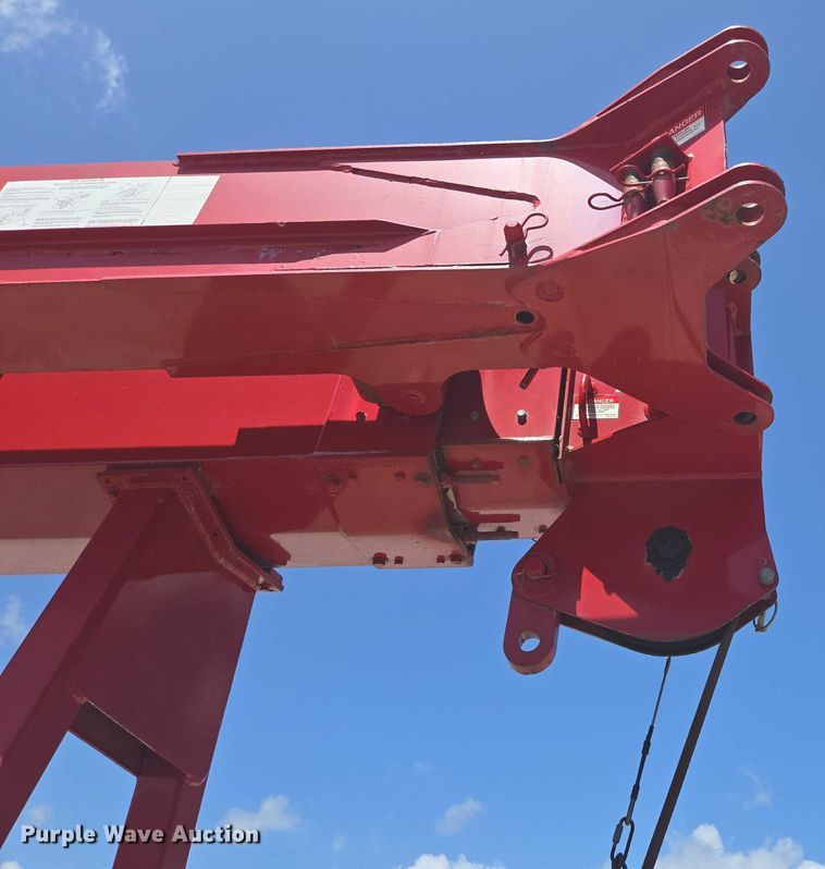 image for item EN3898 Terex-RO TC2863 crane truck bed