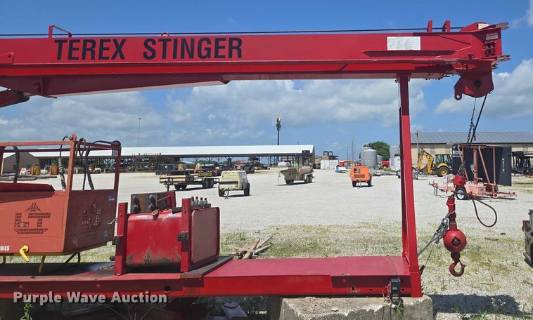 image for item EN3898 Terex-RO TC2863 crane truck bed