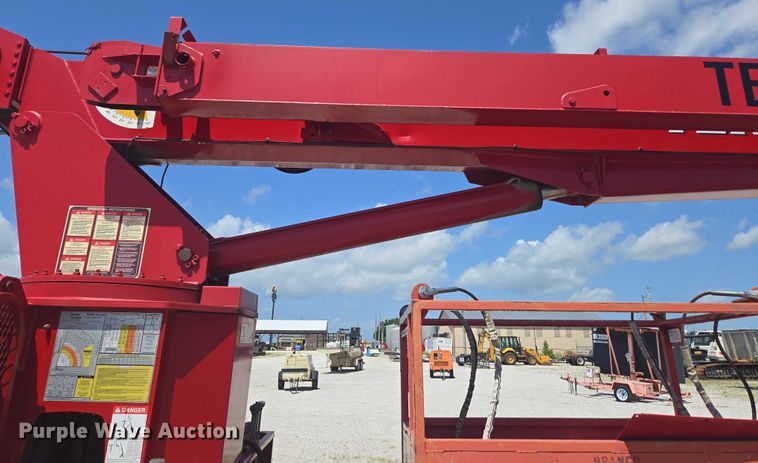 image for item EN3898 Terex-RO TC2863 crane truck bed