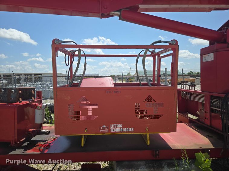 image for item EN3898 Terex-RO TC2863 crane truck bed