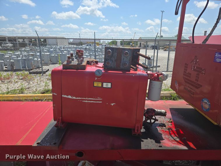 image for item EN3898 Terex-RO TC2863 crane truck bed