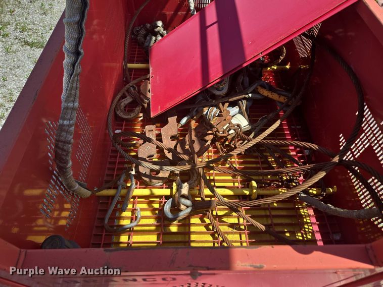 image for item EN3898 Terex-RO TC2863 crane truck bed