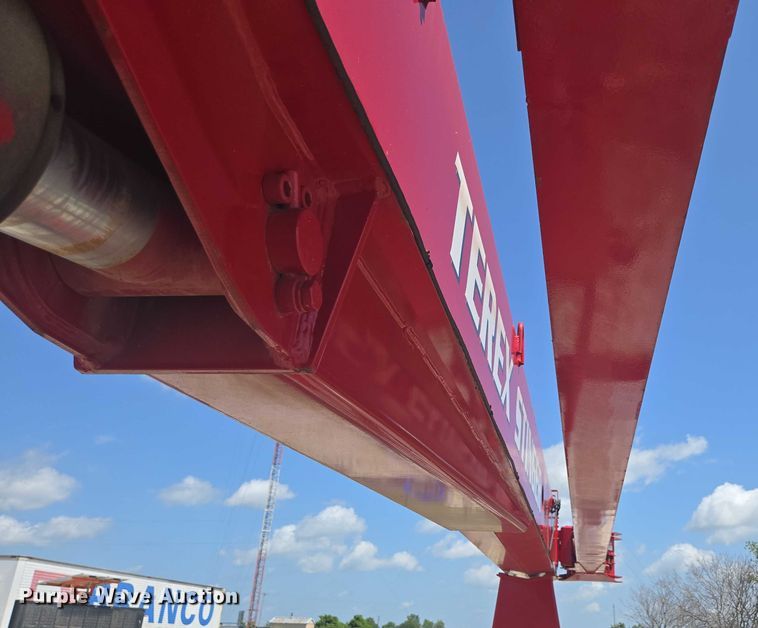 image for item EN3898 Terex-RO TC2863 crane truck bed