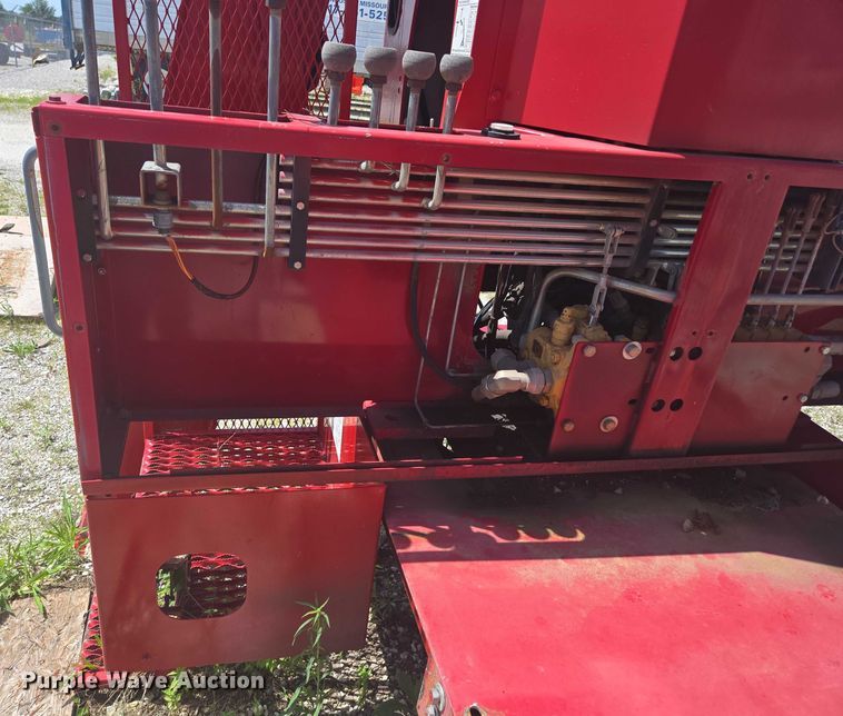 image for item EN3898 Terex-RO TC2863 crane truck bed