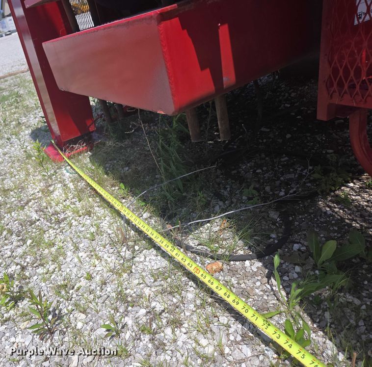 image for item EN3898 Terex-RO TC2863 crane truck bed