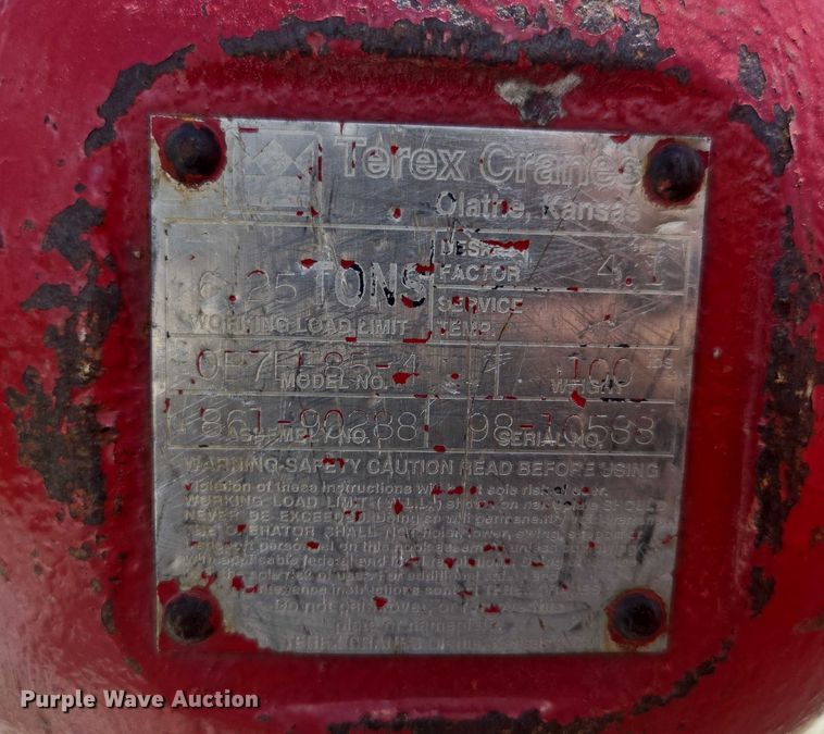 image for item EN3898 Terex-RO TC2863 crane truck bed