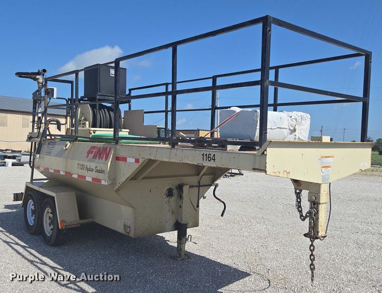 image for item EN3899 2005 Finn T120GN II hydroseeder