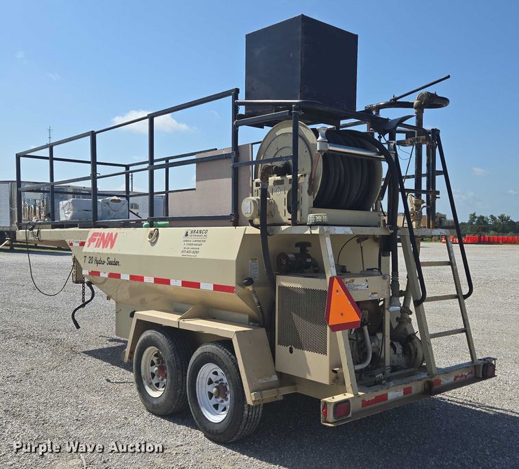 image for item EN3899 2005 Finn T120GN II hydroseeder