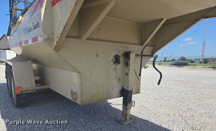 image for item EN3899 2005 Finn T120GN II hydroseeder