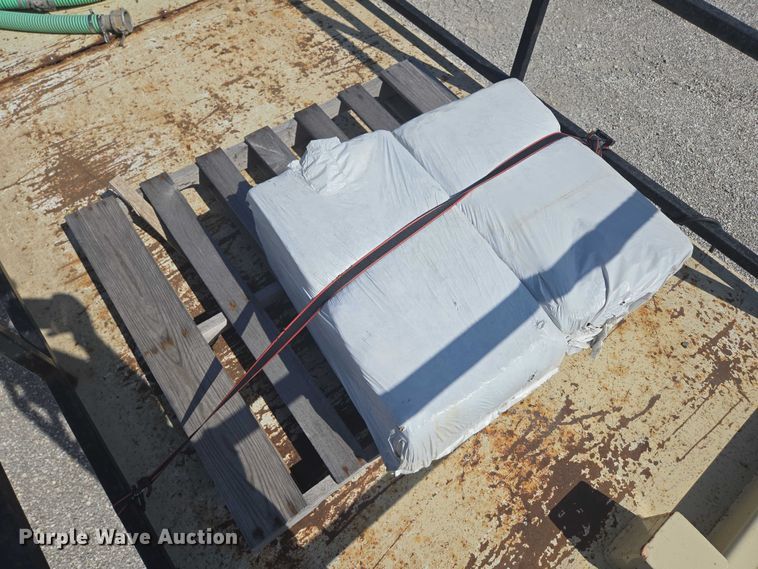 image for item EN3899 2005 Finn T120GN II hydroseeder