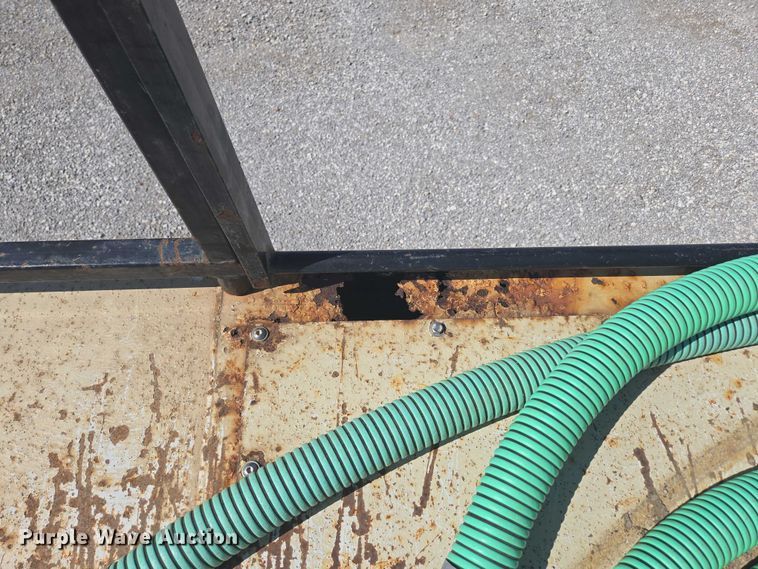 image for item EN3899 2005 Finn T120GN II hydroseeder