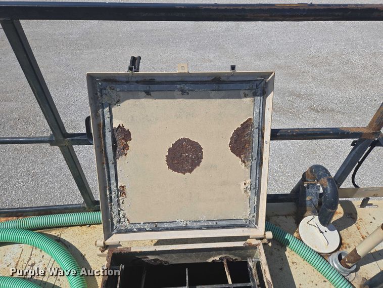 image for item EN3899 2005 Finn T120GN II hydroseeder