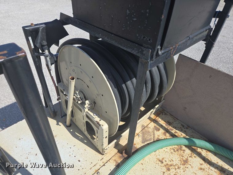 image for item EN3899 2005 Finn T120GN II hydroseeder