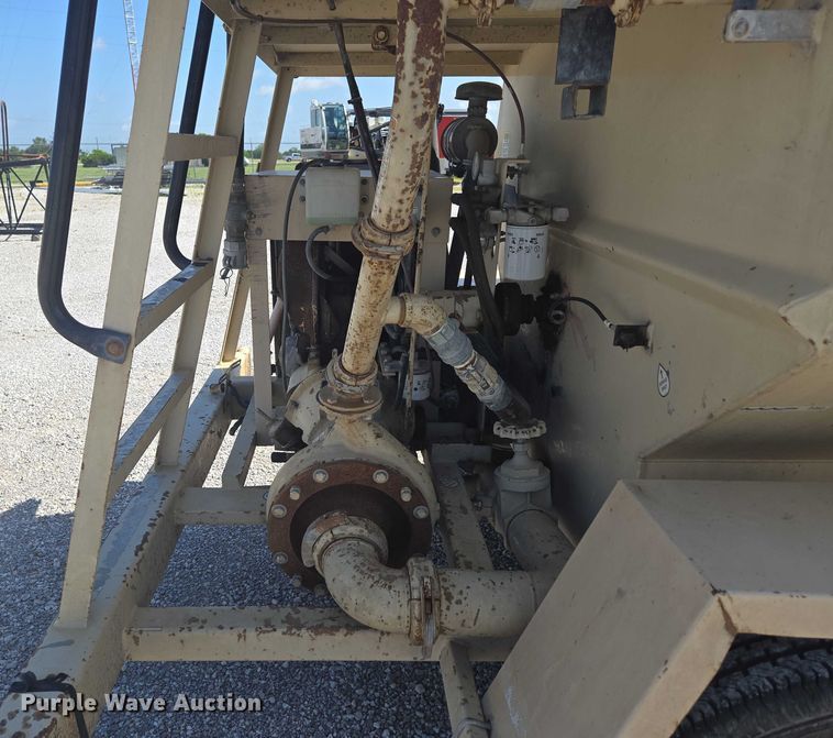 image for item EN3899 2005 Finn T120GN II hydroseeder