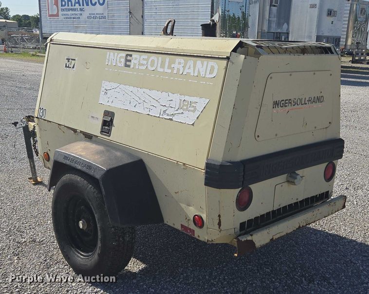 image for item EN3901 1999 Ingersoll Rand P185WD air compressor