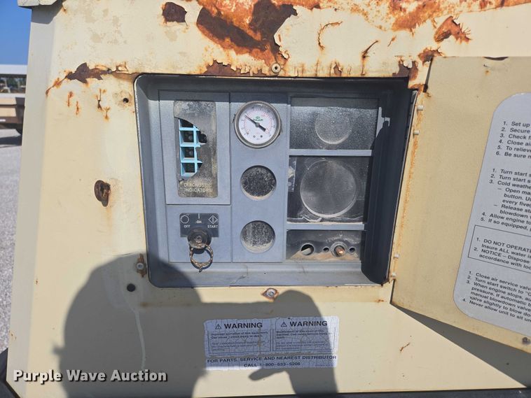 image for item EN3901 1999 Ingersoll Rand P185WD air compressor