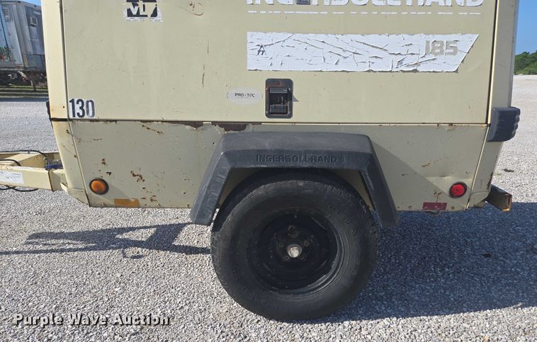 image for item EN3901 1999 Ingersoll Rand P185WD air compressor