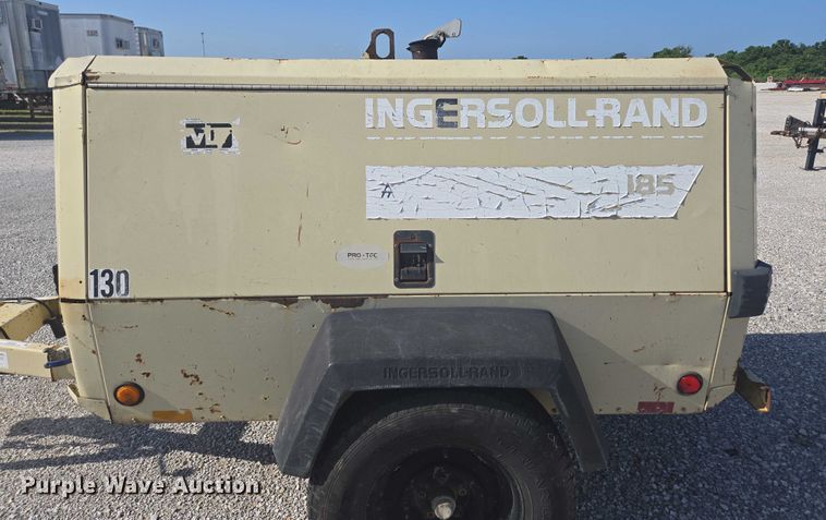 image for item EN3901 1999 Ingersoll Rand P185WD air compressor