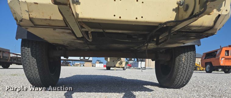 image for item EN3901 1999 Ingersoll Rand P185WD air compressor