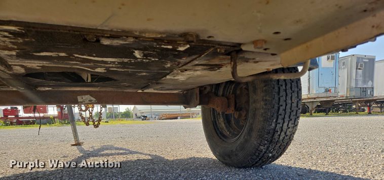 image for item EN3901 1999 Ingersoll Rand P185WD air compressor