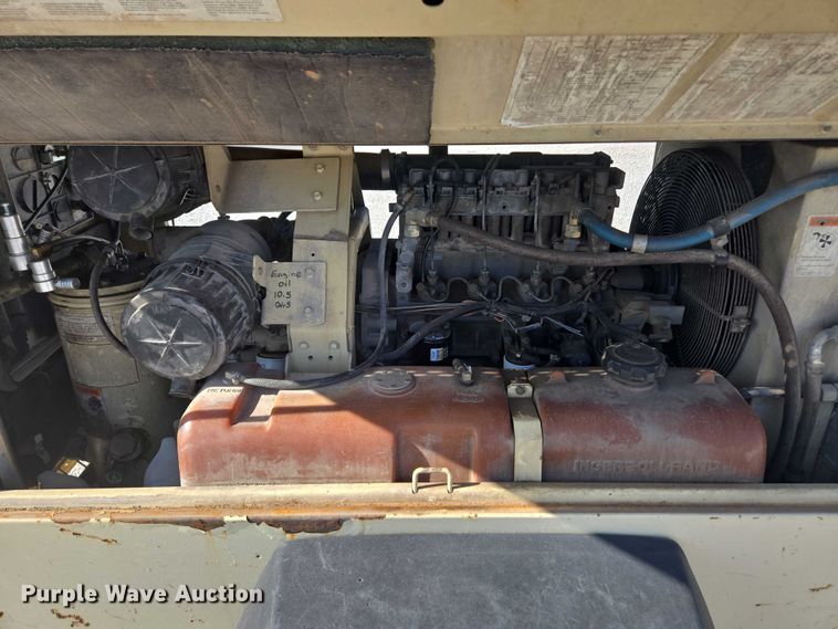 image for item EN3901 1999 Ingersoll Rand P185WD air compressor