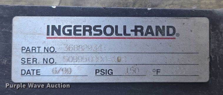 image for item EN3901 1999 Ingersoll Rand P185WD air compressor