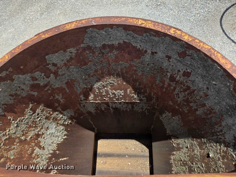 image for item EN3904 (2) Gar-Bro Equipment 460 D concrete buckets