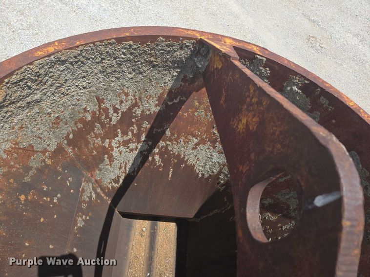 image for item EN3904 (2) Gar-Bro Equipment 460 D concrete buckets