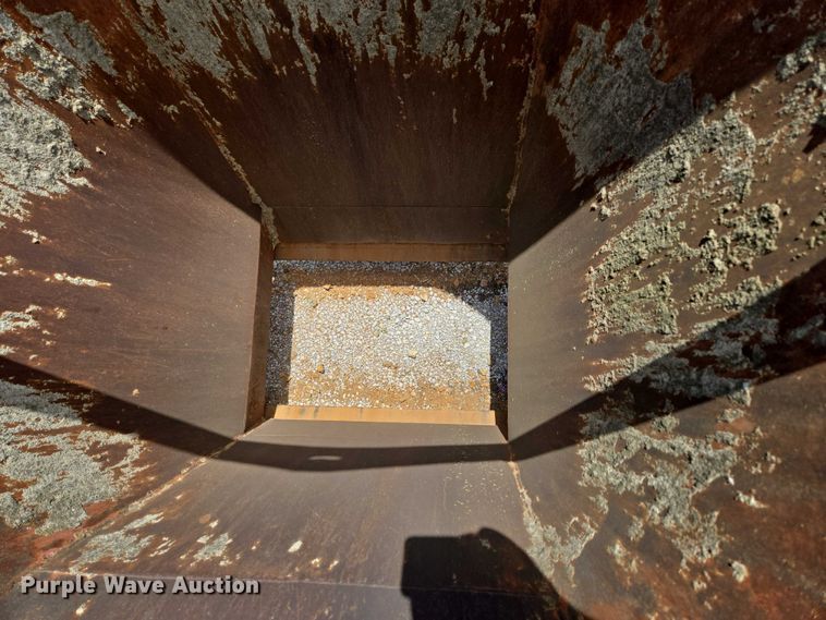 image for item EN3904 (2) Gar-Bro Equipment 460 D concrete buckets