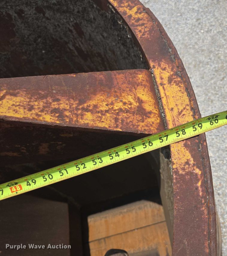 image for item EN3904 (2) Gar-Bro Equipment 460 D concrete buckets