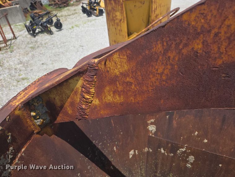 image for item EN3904 (2) Gar-Bro Equipment 460 D concrete buckets