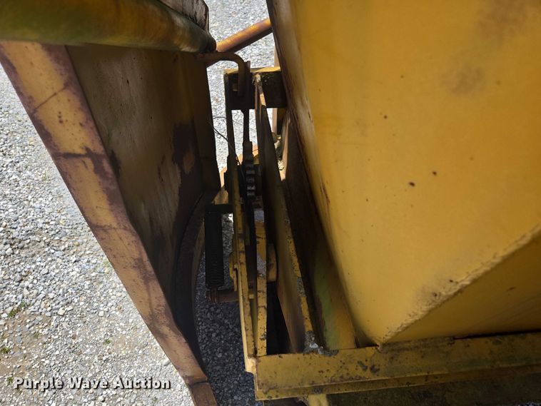 image for item EN3904 (2) Gar-Bro Equipment 460 D concrete buckets