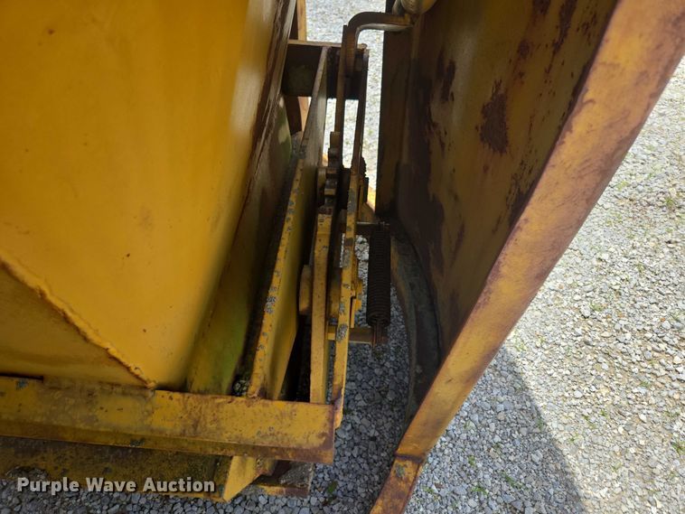 image for item EN3904 (2) Gar-Bro Equipment 460 D concrete buckets