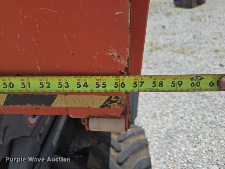 image for item EN3908 2013 Skyjack SJ6826 RT scissor lift