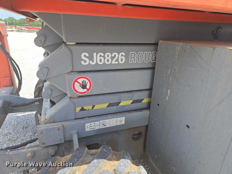 image for item EN3908 2013 Skyjack SJ6826 RT scissor lift