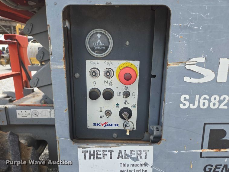 image for item EN3908 2013 Skyjack SJ6826 RT scissor lift