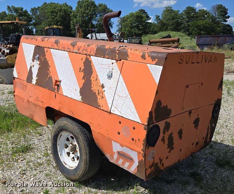 image for item EN3914 Sullivan D185Q5 air compressor