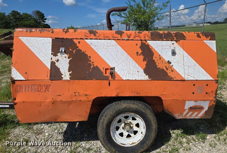 image for item EN3914 Sullivan D185Q5 air compressor