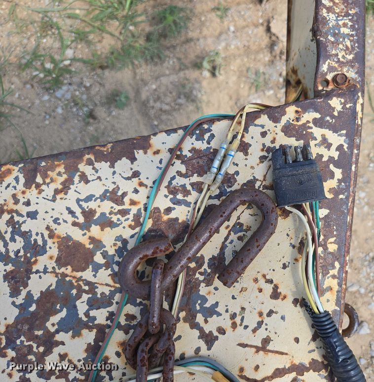 image for item EN3915 1993 LeROI International air compressor