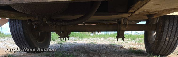 image for item EN3915 1993 LeROI International air compressor