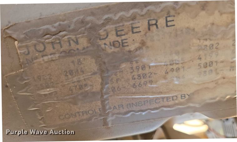 image for item EN3915 1993 LeROI International air compressor