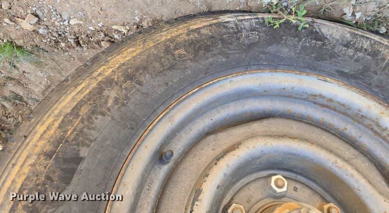 image for item EN3915 1993 LeROI International air compressor