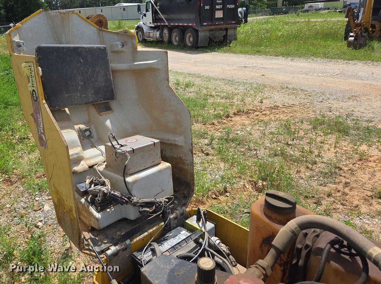 image for item EN3918 2016 Multiquip Rammax 1575 trench compactor