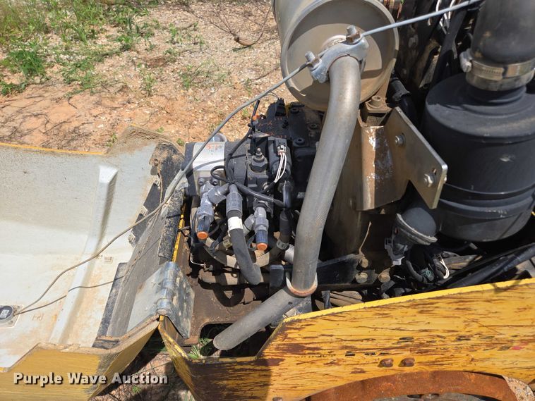 image for item EN3918 2016 Multiquip Rammax 1575 trench compactor