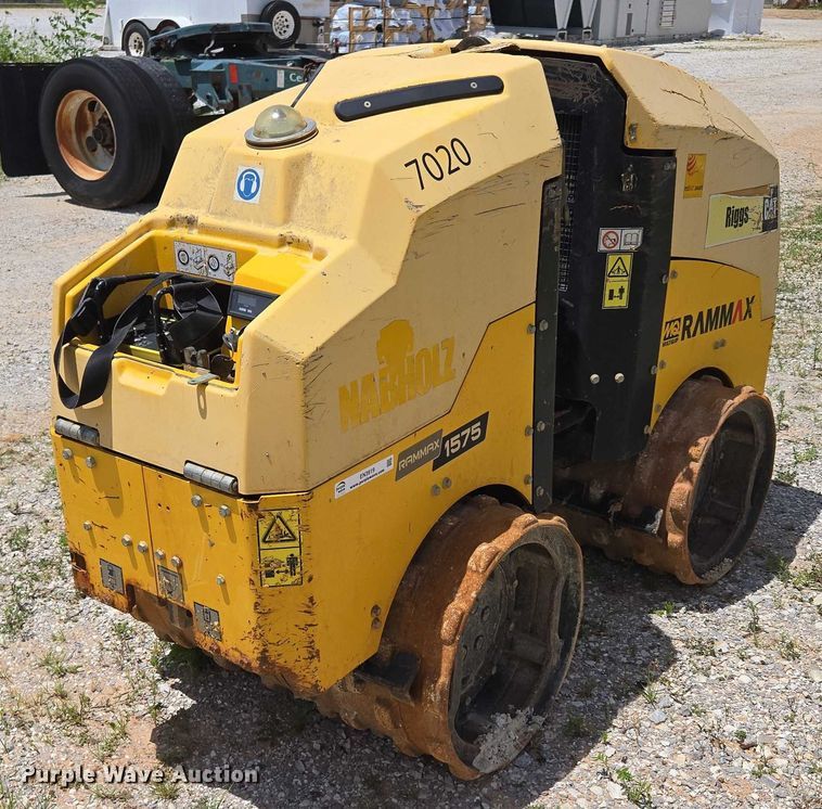 image for item EN3919 2021 Multiquip Rammax 1575 trench compactor