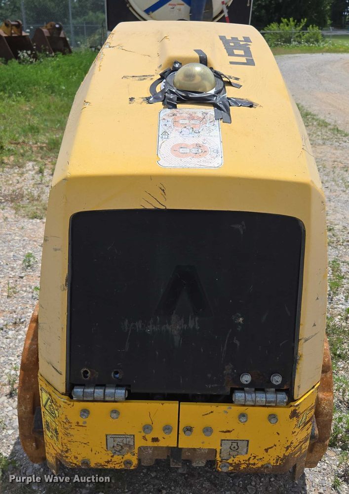 image for item EN3919 2021 Multiquip Rammax 1575 trench compactor