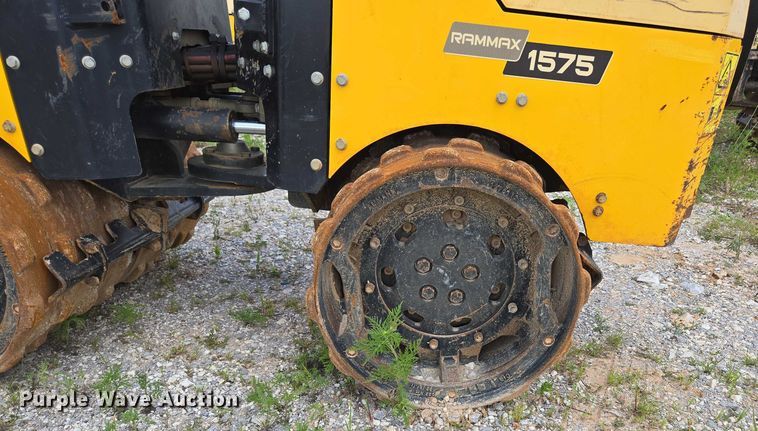 image for item EN3919 2021 Multiquip Rammax 1575 trench compactor