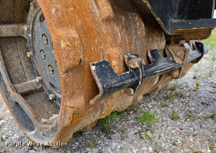 image for item EN3919 2021 Multiquip Rammax 1575 trench compactor