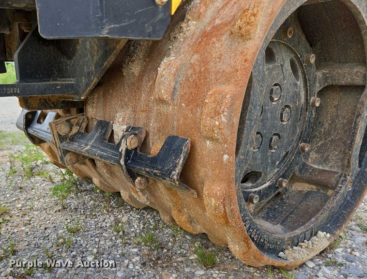 image for item EN3919 2021 Multiquip Rammax 1575 trench compactor